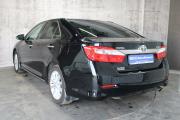 Черный Toyota Camry 2.5 AT (181 л.с.) 2013 фото 7