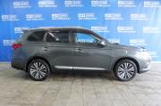 серый Mitsubishi Outlander 2.4 CVT (167 л.с.) 4WD 2018 фото 6