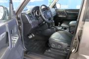коричневый Mitsubishi Pajero 3.0 AT (178 л.с.) 4WD 2012 фото 11