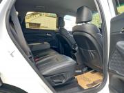 белый Hyundai Santa Fe 2.2d AT (200 л.с.) 4WD 2019 фото 11
