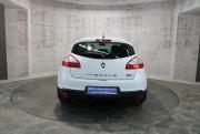 Белый Renault Megane 1.6 MT (106 л.с.) 2012 фото 6