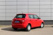 Красный Skoda Fabia 1.2 MT (70 л.с.) 2013 фото 5