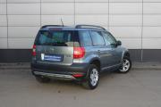 Серый Skoda Yeti 1.2 MT (105 л.с.) 2012 фото 5
