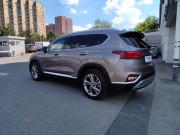 бежевый Hyundai Santa Fe 2.2d AT (200 л.с.) 4WD 2019 фото 2