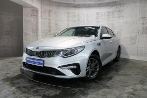 Серебряный Kia Optima, IV Рестайлинг 2.0 MT (150 л.с.) 2019
