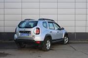Серебряный Renault Duster 1.6 MT (114 л.с.) 4WD 2016 фото 5