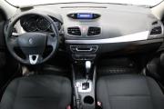 Бежевый Renault Fluence 1.6 AT (106 л.с.) 2011 фото 8
