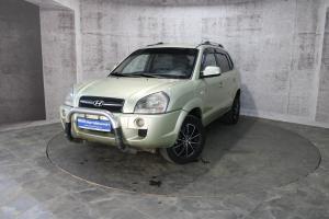 Зеленый Hyundai Tucson 2.0 MT (141 л.с.) 4WD 2004