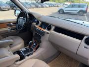 Синий Land Rover Discovery 3.0d AT (245 л.с.) 4WD 2011 фото 2