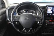 серый Mitsubishi Outlander 2.4 CVT (167 л.с.) 4WD 2018 фото 19