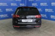 черный Volkswagen Passat 1.8 AMT (180 л.с.) 2018 фото 7