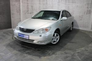 Бежевый Toyota Camry 2.4 MT (152 л.с.) 2004