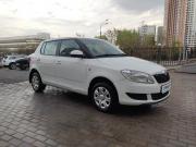 белый Skoda Fabia 1.2 MT (70 л.с.) 2013 фото 18