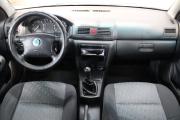 Серый Skoda Octavia 1.6 MT (102 л.с.) 2008 фото 8