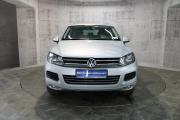 Серебряный Volkswagen Touareg 3.6 AT (280 л.с.) 4WD 2010 фото 1