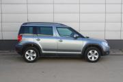 Серый Skoda Yeti 1.2 MT (105 л.с.) 2012 фото 3