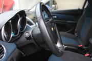черный Chevrolet Cruze 1.8 AT (141 л.с.) 2013 фото 20