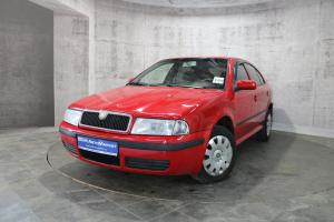 Красный Skoda Octavia 1.4 MT (75 л.с.) 2009
