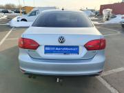 Серый Volkswagen Jetta 1.4 MT (150 л.с.) 2011 фото 6