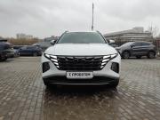 белый Hyundai Tucson 2.0 AT (150 л.с.) 4WD 2021 фото 3