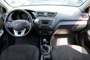 Синий Kia Rio 5-speed 1.6 MT (123 л.с.) 2012 фото 8