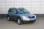 Серый Skoda Yeti 1.2 MT (105 л.с.) 2012 фото 2