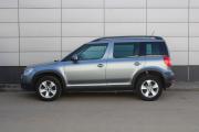Серый Skoda Yeti 1.2 MT (105 л.с.) 2012 фото 4