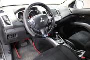 Черный Mitsubishi Outlander 2.4 CVT (170 л.с.) 4WD 2008 фото 9