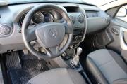 Серебряный Renault Duster 1.6 MT (114 л.с.) 4WD 2016 фото 9