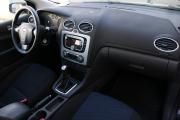 Черный Ford Focus 1.8 MT (125 л.с.) 2007 фото 10
