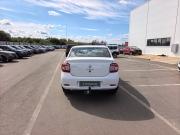 Белый Renault Logan 1.6 MT (82 л.с.) 2014 фото 6