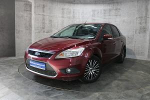 Красный Ford Focus 2.0 AT (145 л.с.) 2008