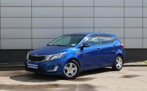 Синий Kia Rio, III 5-speed 1.6 MT (123 л.с.) 2012