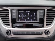 белый Hyundai Solaris 1.6 AT (123 л.с.) 2022 фото 16
