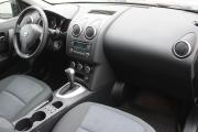 Серый Nissan Qashqai 1.6 CVT (117 л.с.) 2012 фото 10