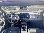 Черный Volkswagen Tiguan L Pro 2.0 AMT (220 л.с.) 4WD 2026 фото 10