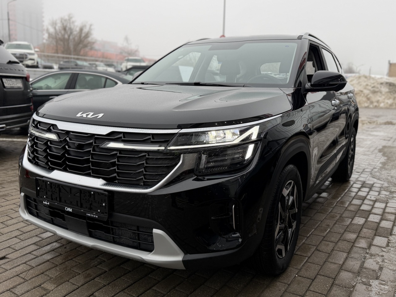 черный Kia Seltos, I Рестайлинг 1.5 CVT (115 л.с.) 2026