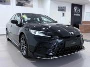 черный Toyota Camry 2.0hyb CVT (197 л.с.) 2026 фото 8