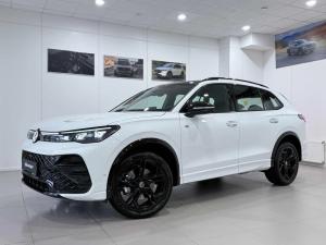белый Volkswagen Tiguan L Pro 2.0 AMT (220 л.с.) 4WD 2026