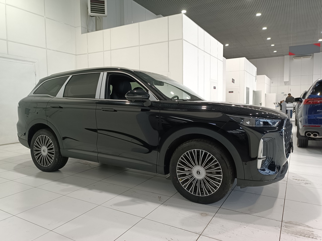 черный Chery Tiggo 9 2.0 AT (249 л.с.) 4WD 2024