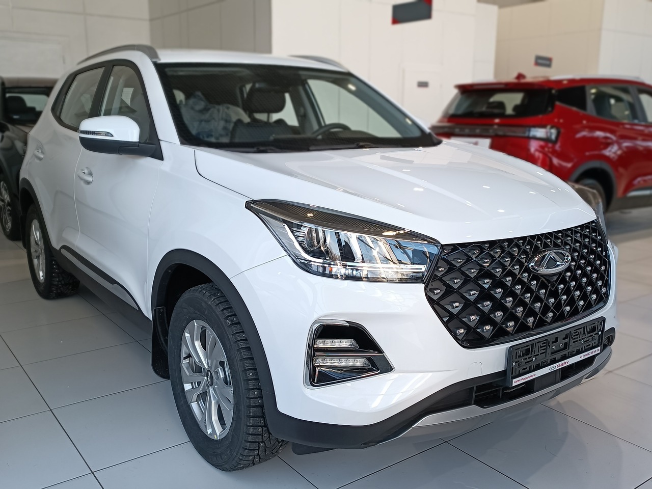 белый Chery Tiggo 4 1.5 CVT (113 л.с.) 2024